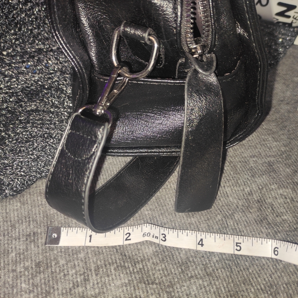 Purses - Picture 6 of 6